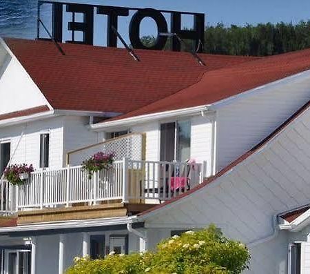 Hotel Motel Grande Vallee エクステリア 写真